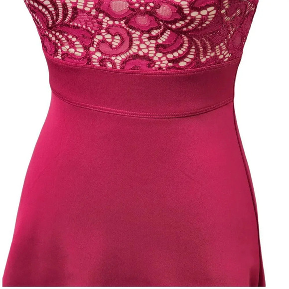 SWEET STORM Sleeveless Tiered High Low Satin Gown Prom Dress Size Small Burgundy - Picture 8 of 13